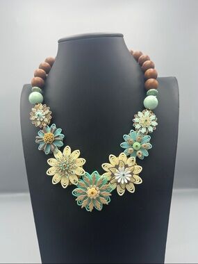 Metal Monk Flower Floral Necklace